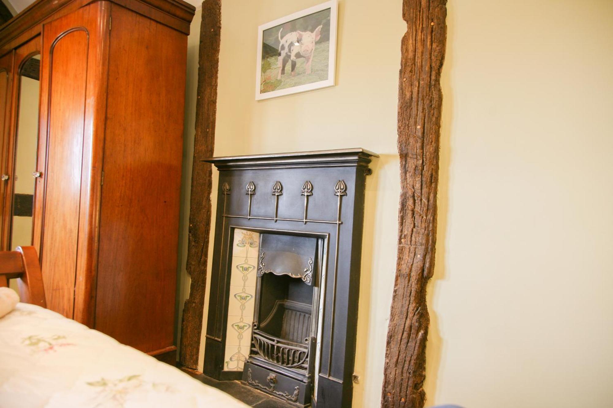 Huntlands Farm Bed & Breakfast Бромярд Экстерьер фото